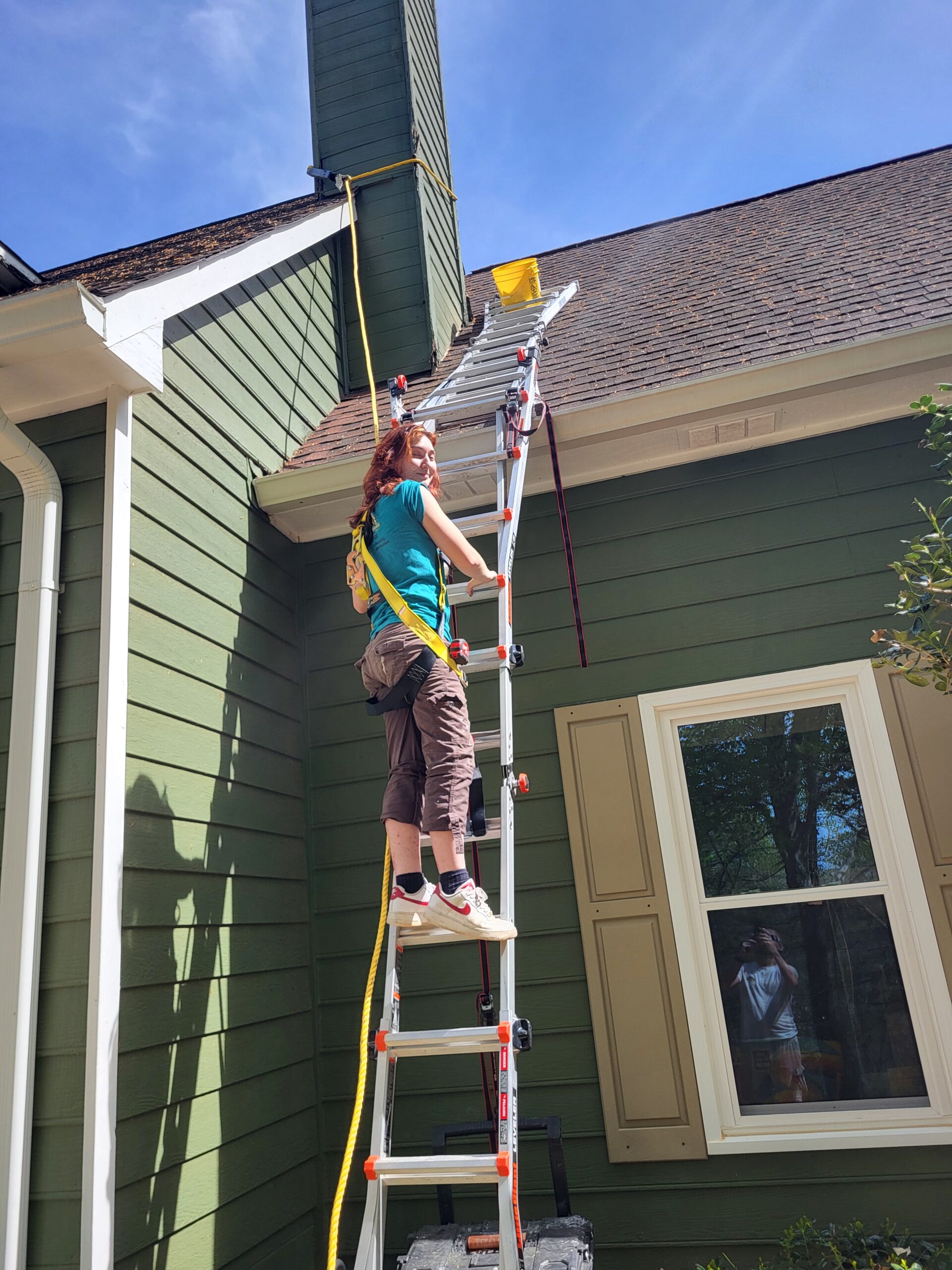 Sarah helping on a Gold Standard Handyman customer project